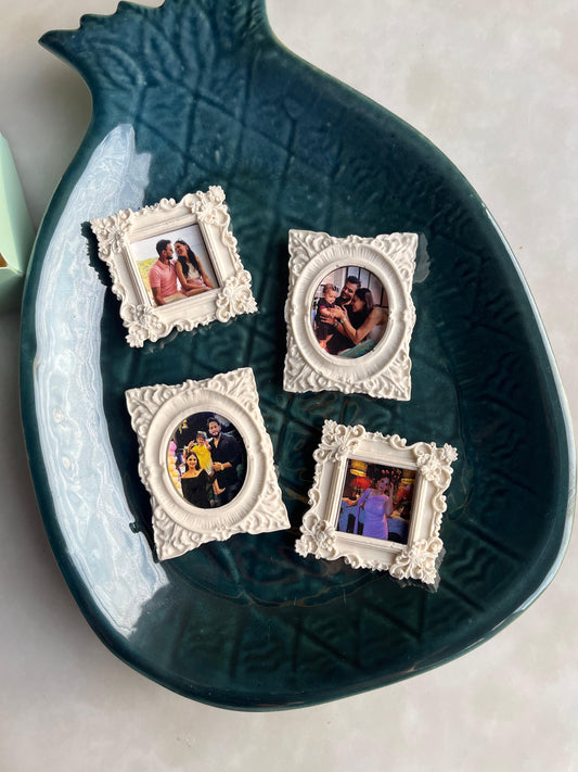 VINTAGE FRAME MAGNETS