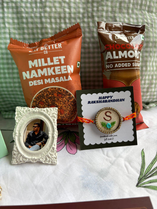 Mini Rakhi Delight