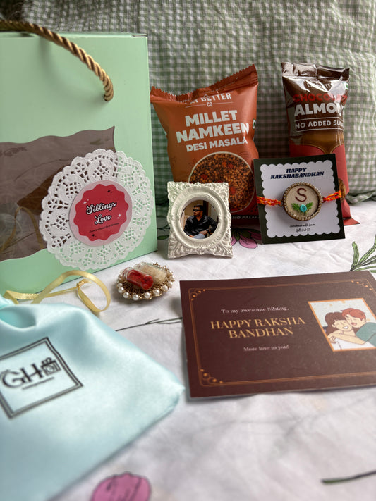 Mini Rakhi Delight