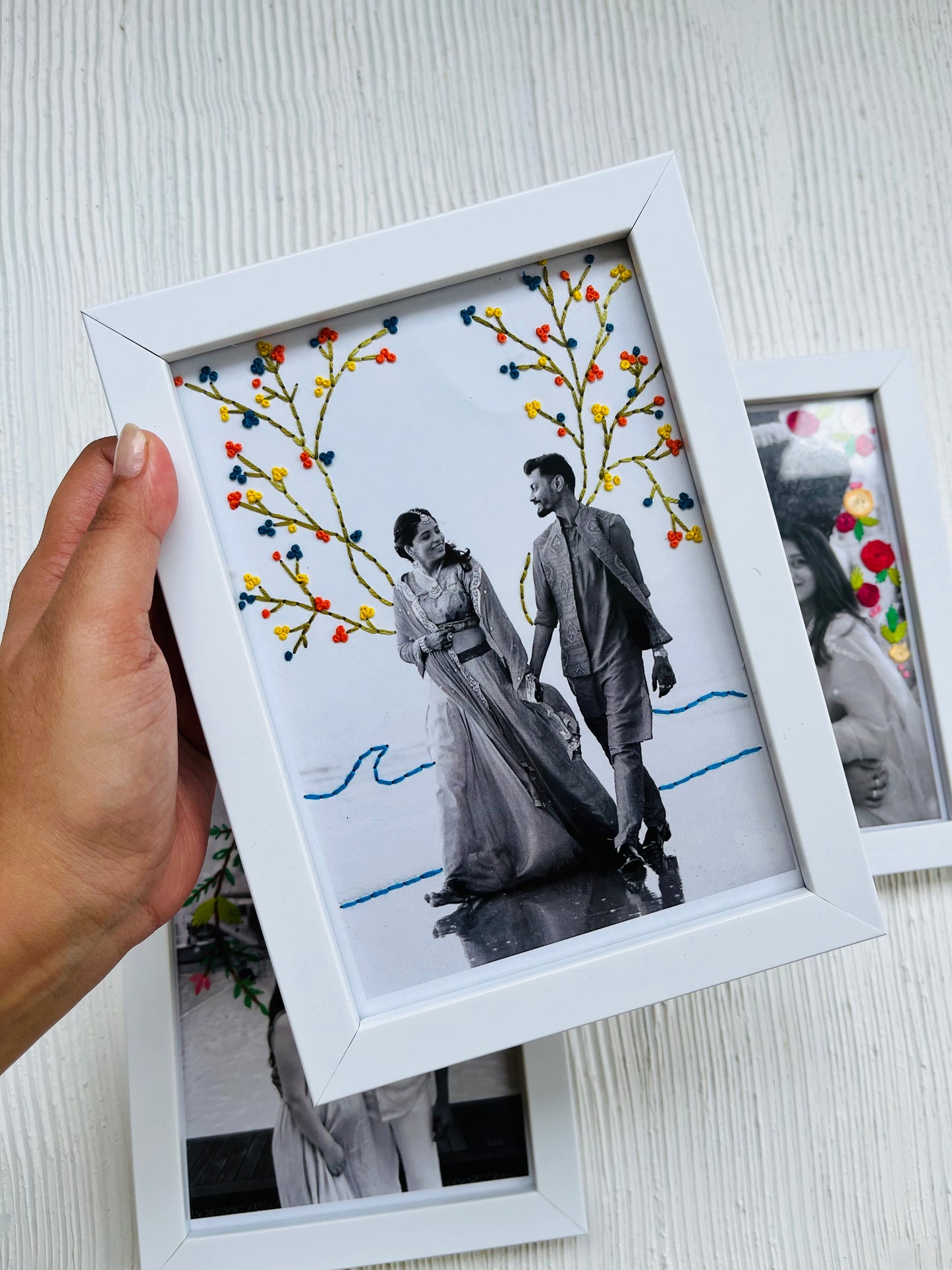 RETRO EMBROIDERY FRAMES