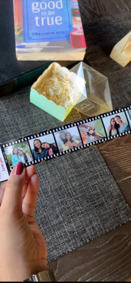 CAMERA ROLL KEYCHAIN